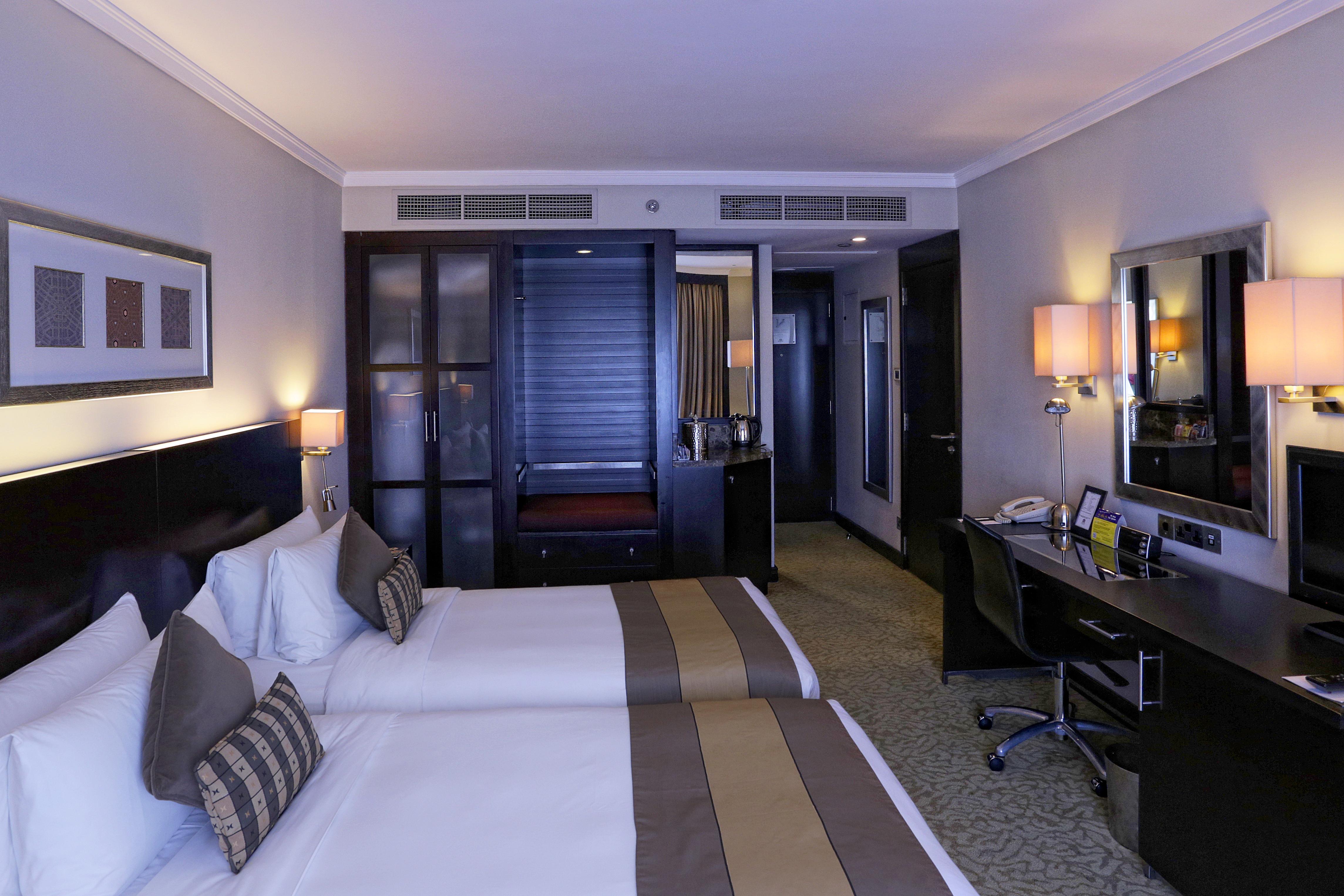 Ramada Plaza By Wyndham Dubai Deira Hotell Exteriör bild