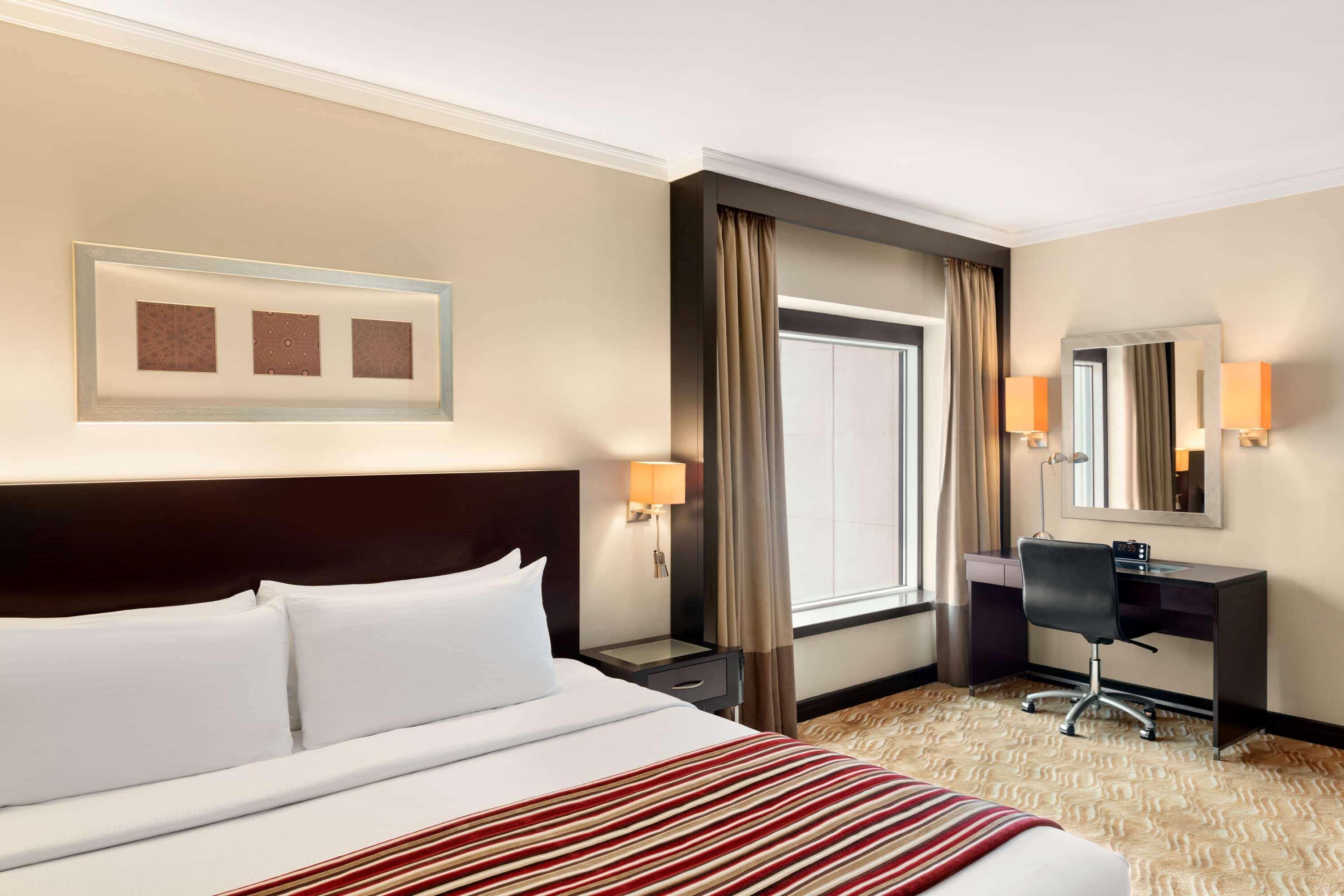 Ramada Plaza By Wyndham Dubai Deira Hotell Exteriör bild
