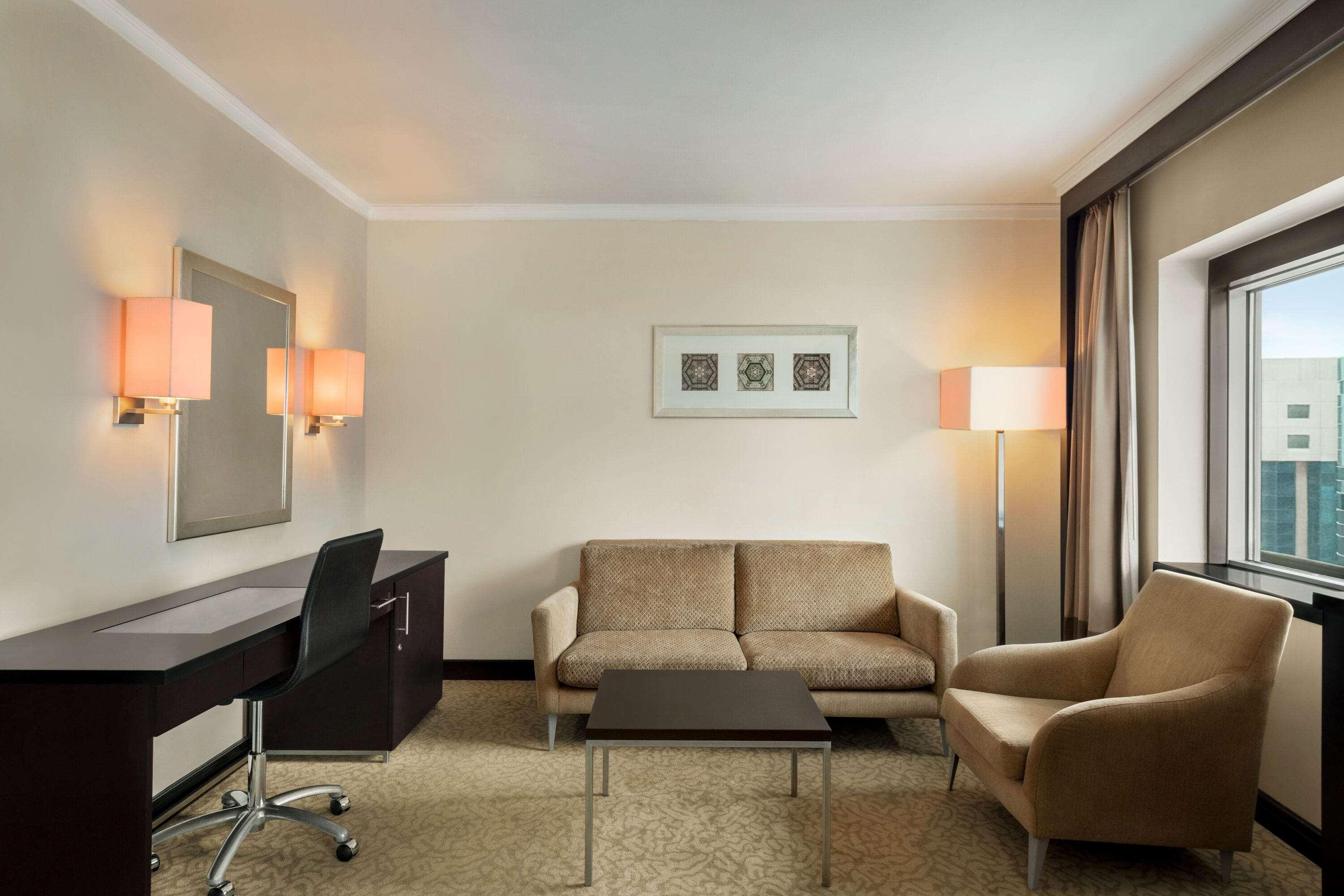 Ramada Plaza By Wyndham Dubai Deira Hotell Exteriör bild