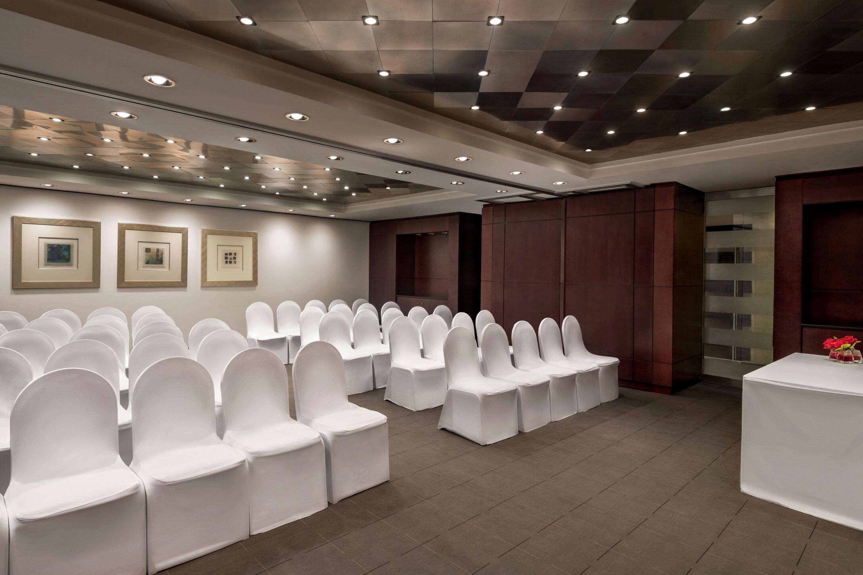Ramada Plaza By Wyndham Dubai Deira Hotell Exteriör bild